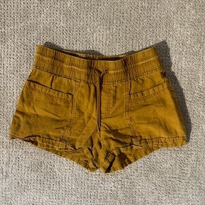 Athleta Women’s Cabo Linen 4” Short